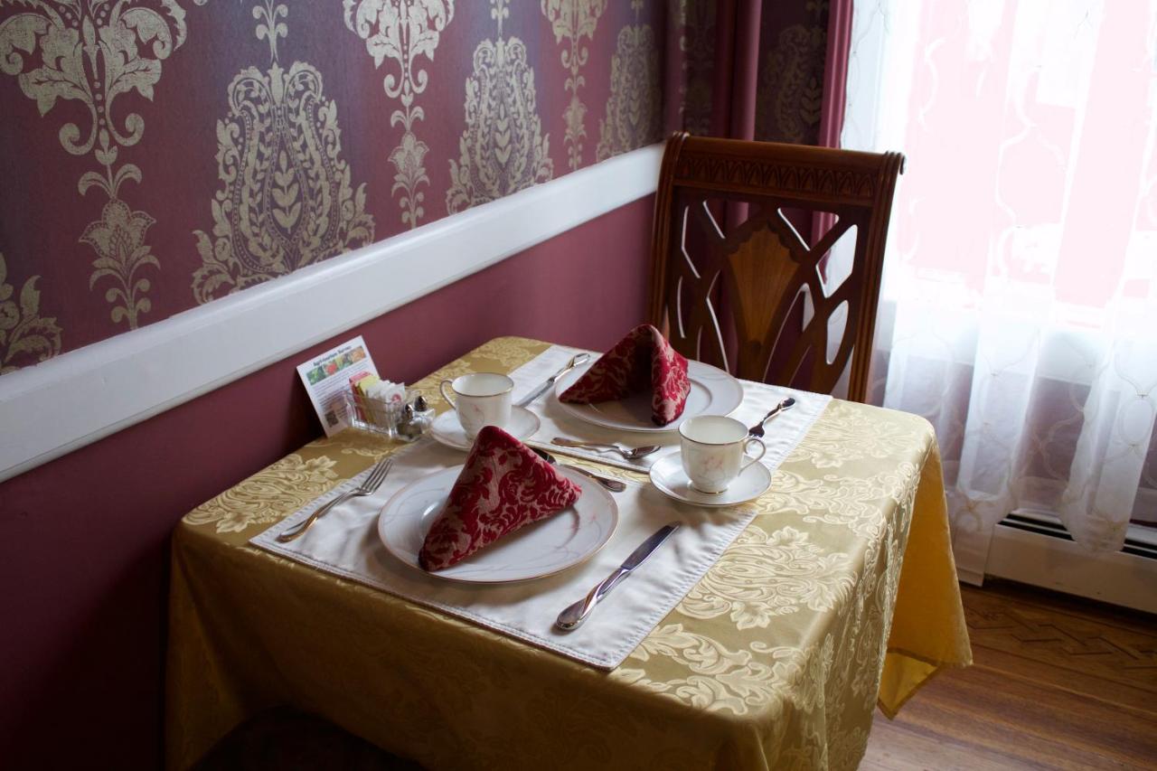 The Gridley Inn B&B 滑铁卢 外观 照片