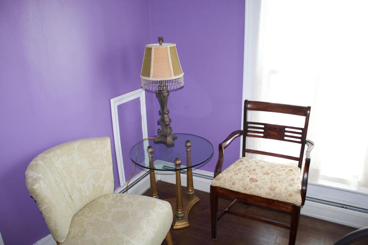 The Gridley Inn B&B 滑铁卢 外观 照片