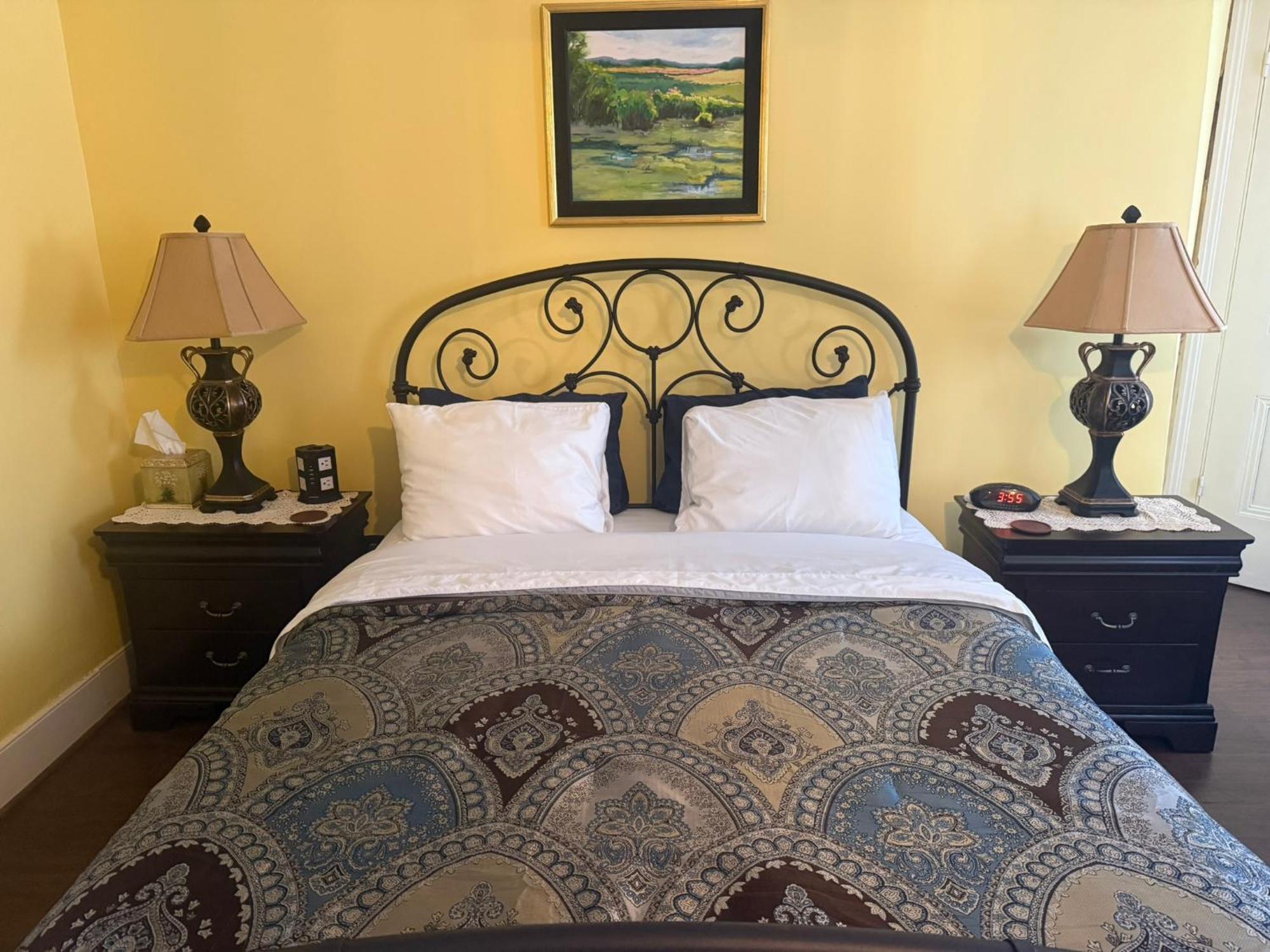 The Gridley Inn B&B 滑铁卢 外观 照片