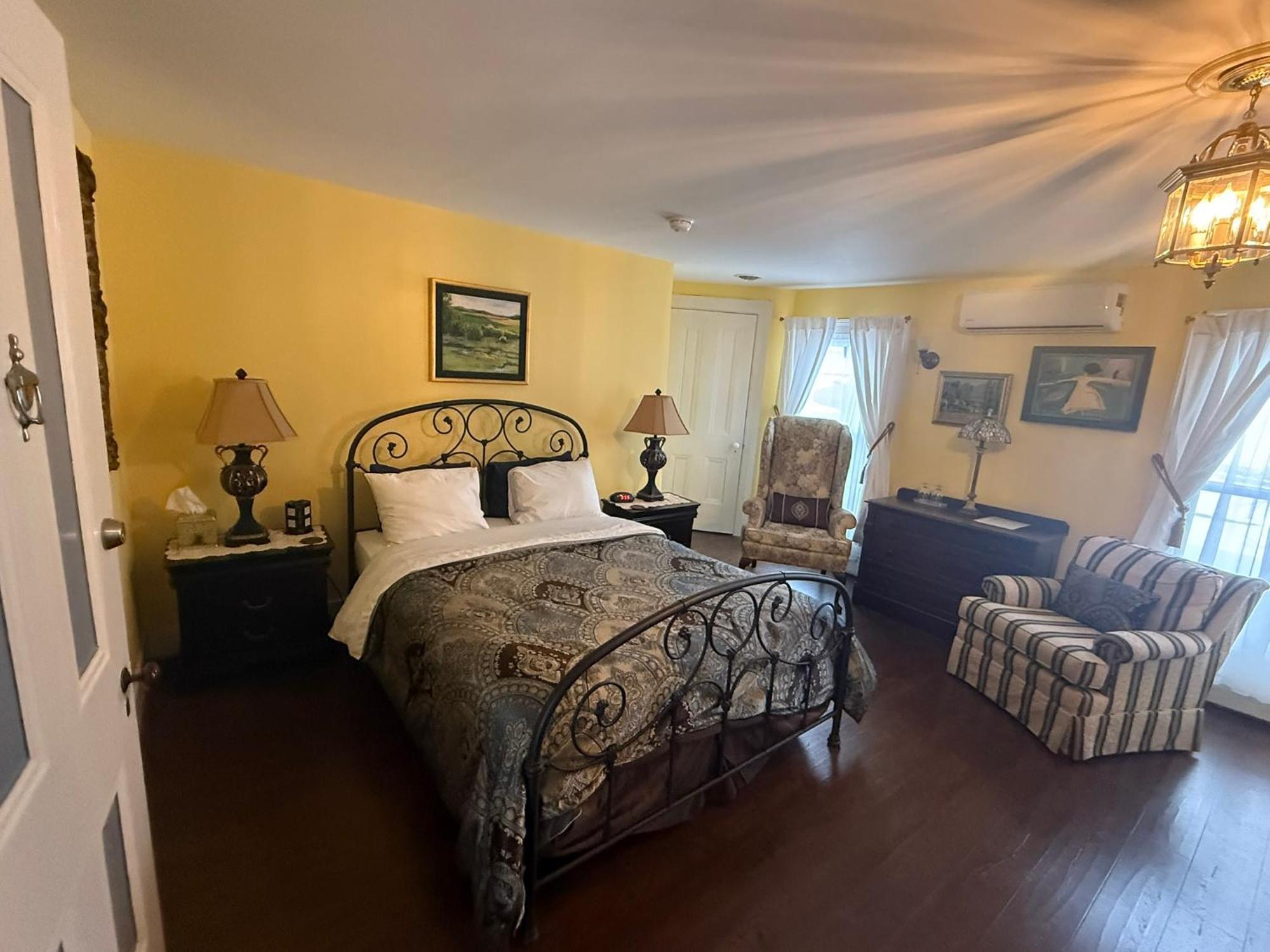 The Gridley Inn B&B 滑铁卢 外观 照片