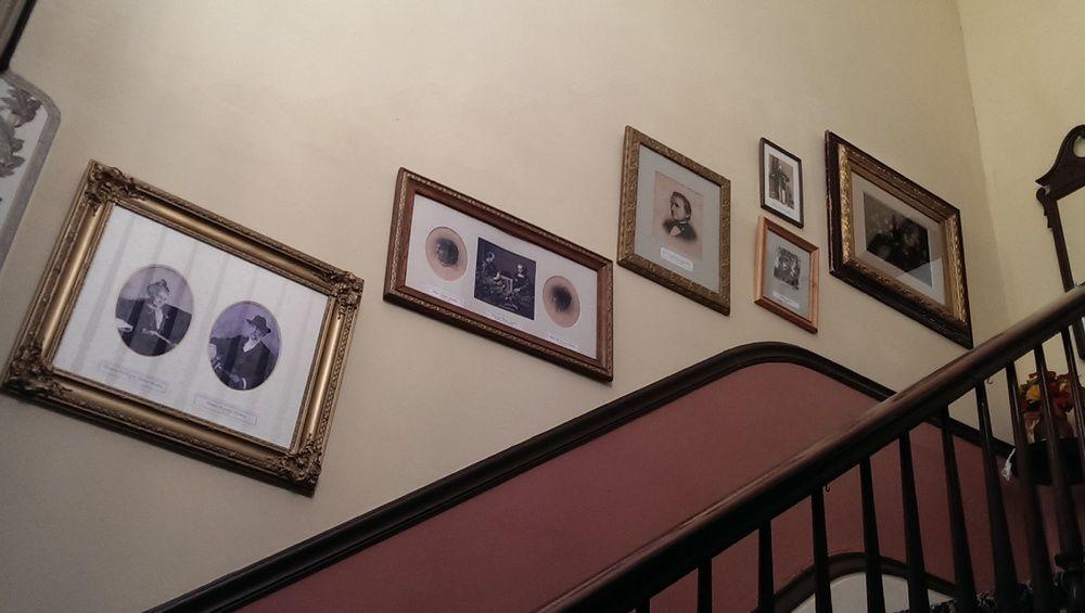 The Gridley Inn B&B 滑铁卢 外观 照片