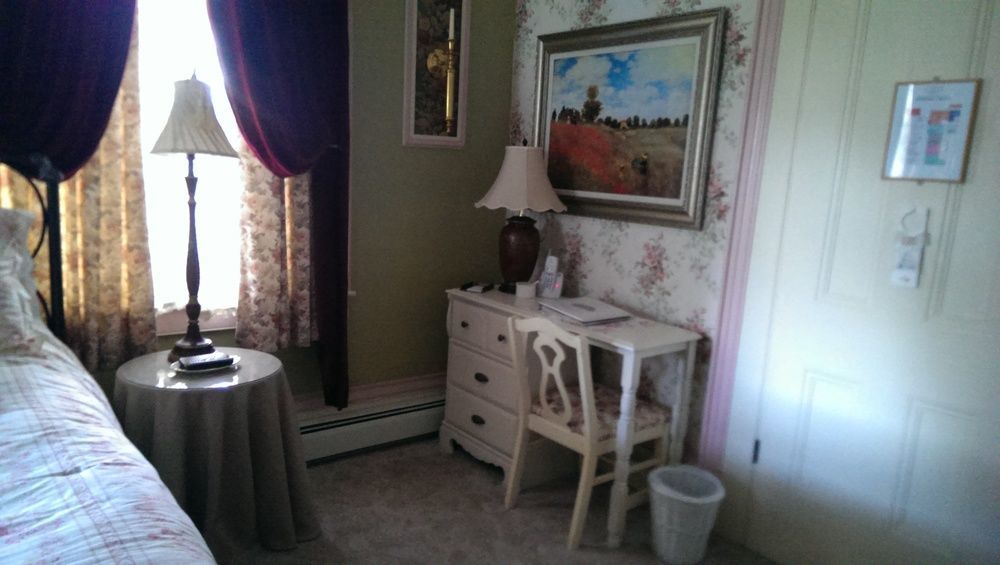 The Gridley Inn B&B 滑铁卢 外观 照片